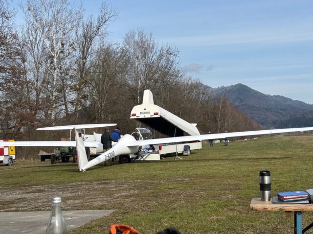 Diesjähriger Arbeitseinsatz mit Jahresnachprüfung.🪏🪓✈️